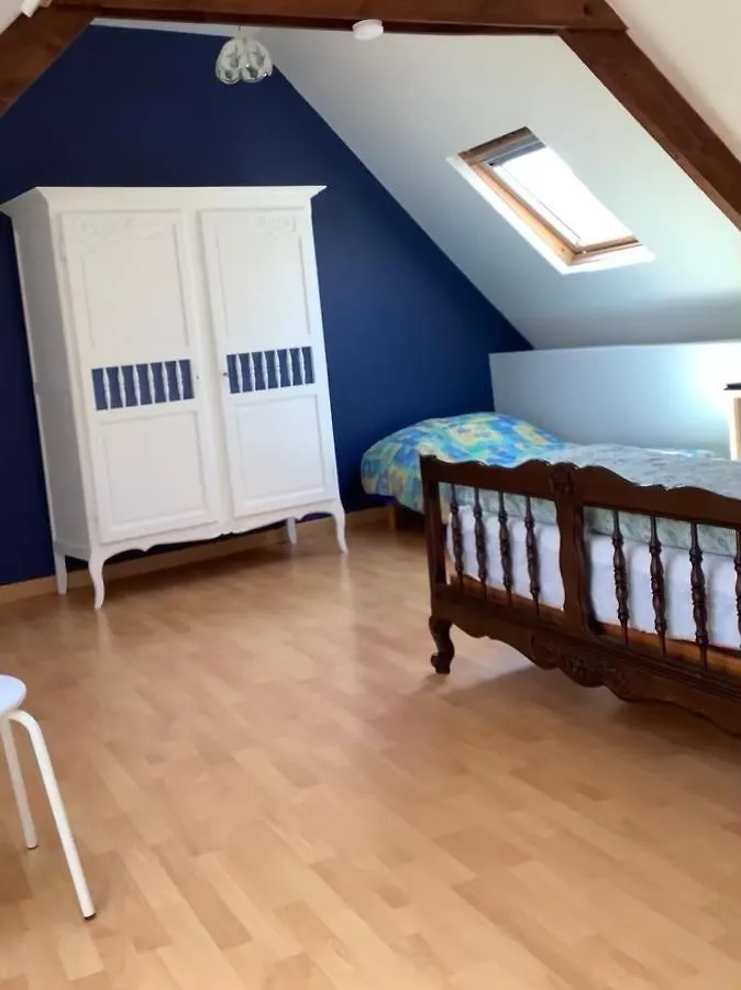 Holiday home Le Gite De La Plage Lezardrieux